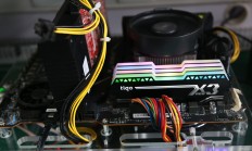 金泰克X3 RGB——AMD X570新平台好搭档
