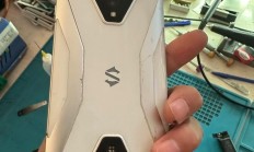 黑鲨怎么更换国家服务器?