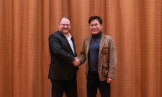 SK海力士副会长朴正浩与高通CEO举行会谈， 探讨加强半导体业务合作